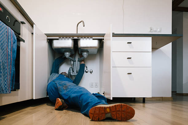 Professional Drain Cleaning technician working in Battle Ground, WA